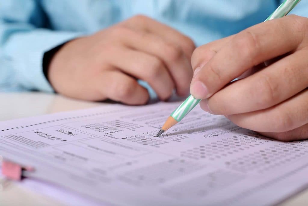 elts vs OET: For UK Visa, PLAB, and GMC